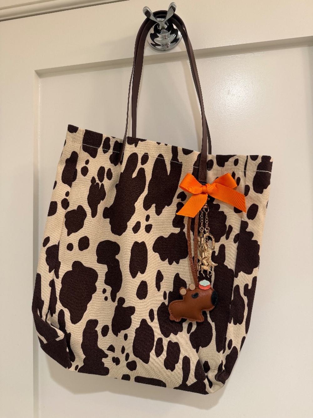 Canvas Cow Print Tote Bag with Capybara & Western Charms 🤎🐄